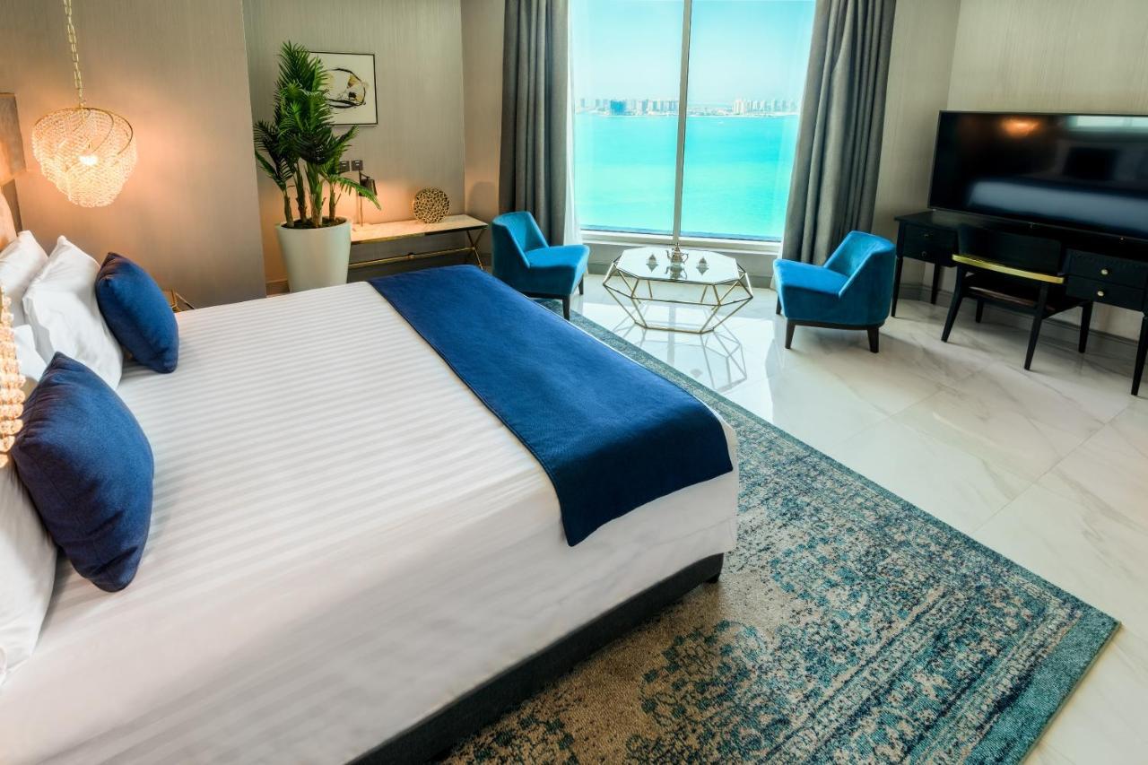 Centara West Bay Hotel & Residences 도하 외부 사진 Deluxe Room