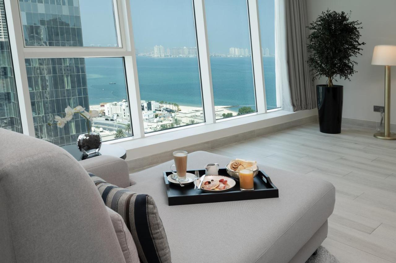 Centara West Bay Hotel & Residences 도하 외부 사진 A view from a suite at the Ritz-Carlton, DIFC
